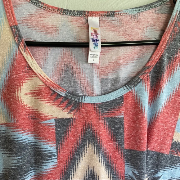 Lularoe Shirt - Picture 2 of 3